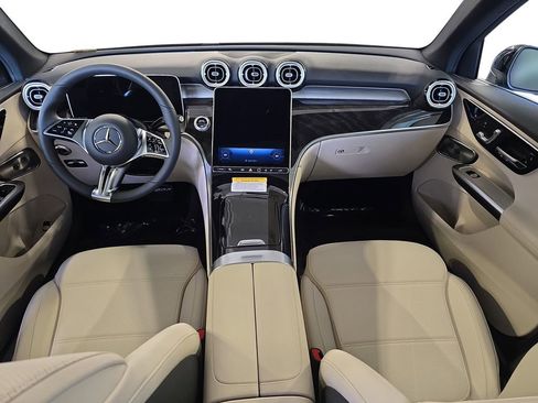 New 2026 Mercedes-Benz GLC 300 image 9