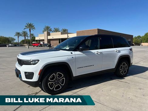 Used 2023 Jeep Grand Cherokee Trailhawk w/ Luxury Tech Group III AWD/4WD image 1
