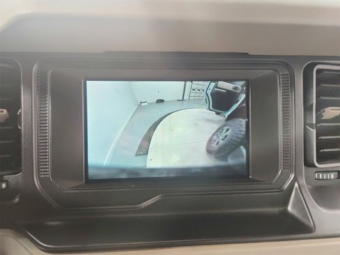 Used 2022 Ford Bronco Big Bend image 28