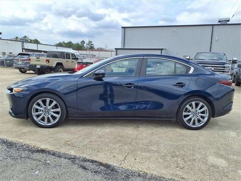 Used 2023 MAZDA MAZDA3 s image 8