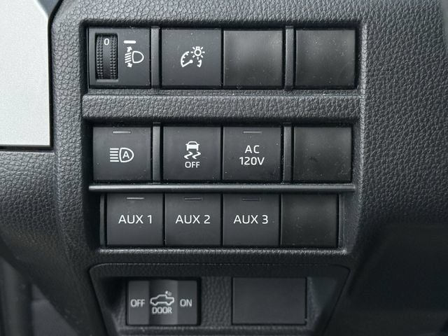 Used 2024 Toyota Tacoma TRD Off-Road w/ TRD Off Road Upgrade Package AWD/4WD image 26