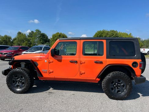 Used 2018 Jeep Wrangler Unlimited Sport AWD/4WD image 6