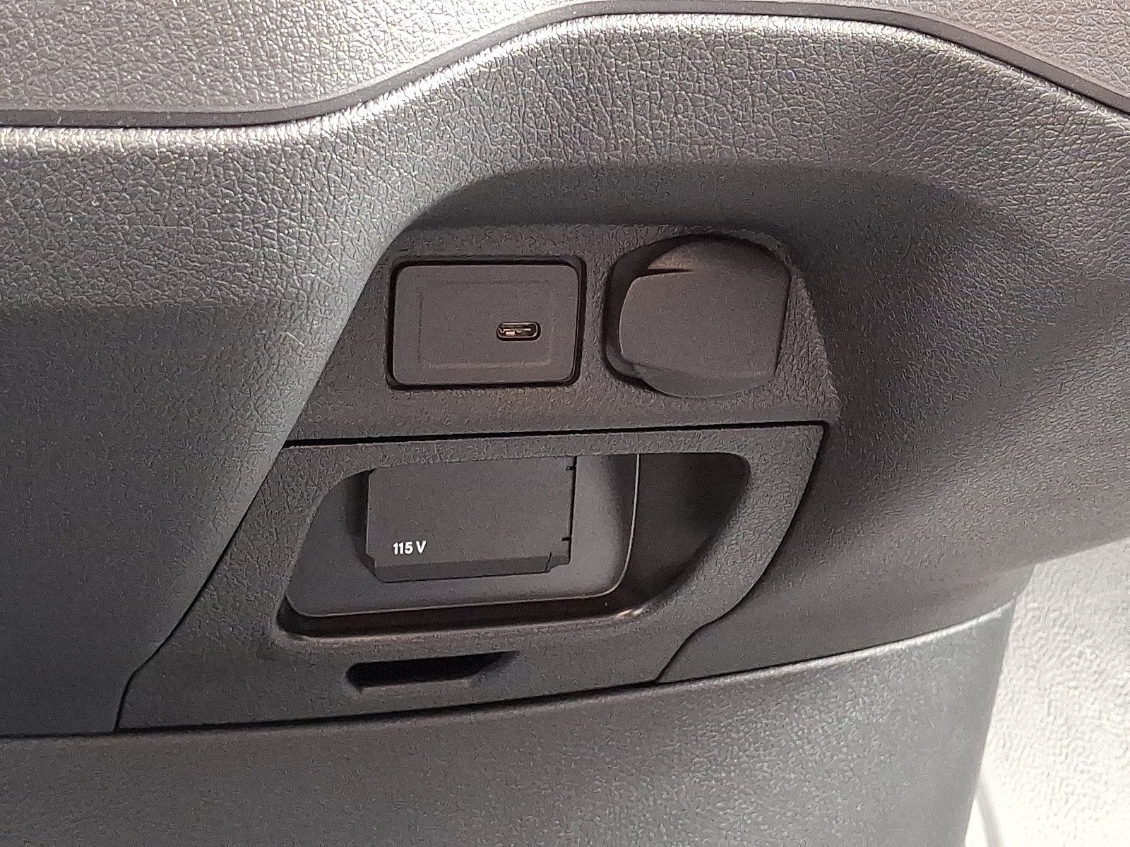 Used 2024 Mercedes-Benz Sprinter 3500 image 23