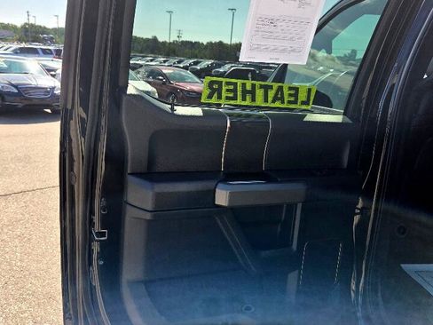 Used 2018 Ford F150 Raptor w/ Equipment Group 802A Luxury image 12