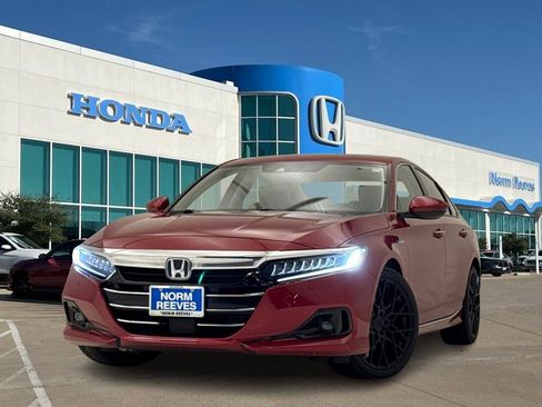 Used 2021 Honda Accord Touring image 1