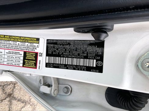 Used 2021 Toyota Camry SE image 35