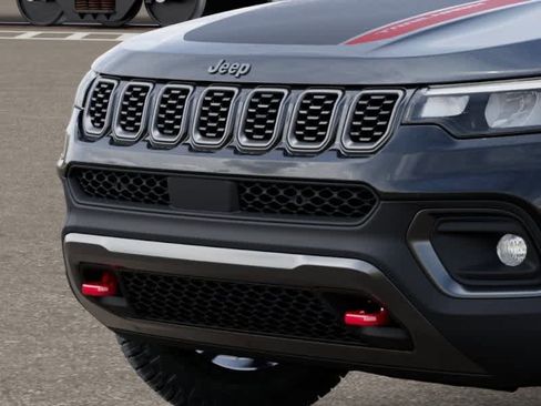 New 2026 Jeep Compass Trailhawk image 11