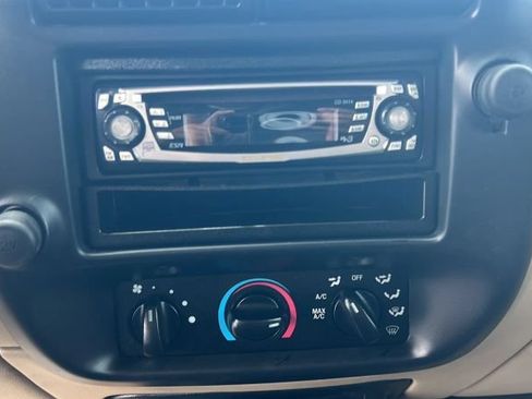 Used 2004 Ford Ranger XL RWD image 16