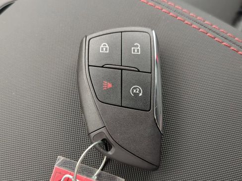 Certified 2025 Chevrolet Colorado Z71 w/ Z71 Convenience Package 2 image 28