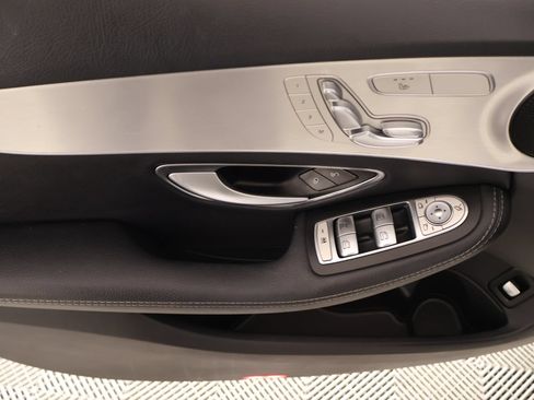 Used 2018 Mercedes-Benz C 300 4MATIC Sedan image 15