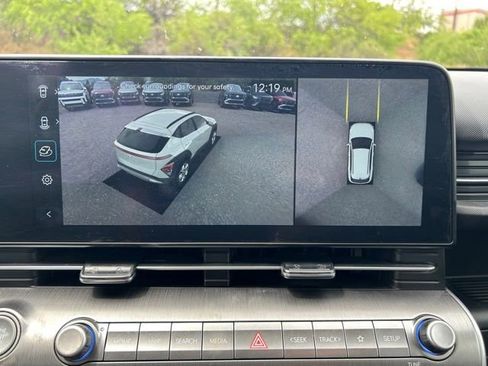 Used 2024 Hyundai Kona Limited image 29
