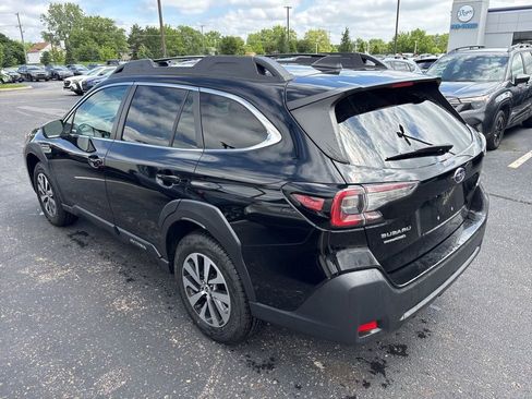 Used 2024 Subaru Outback Premium AWD/4WD image 5