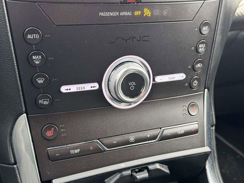 Used 2020 Ford Edge ST w/ Cold Weather Package image 25