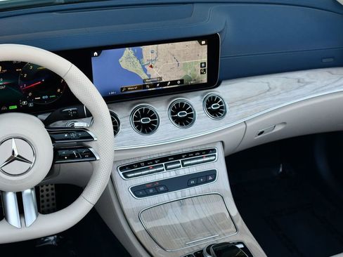 Used 2023 Mercedes-Benz E 450 4MATIC Cabriolet image 65