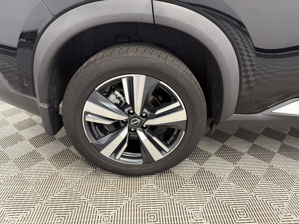 Used 2023 Nissan Rogue SL w/ SL Premium Package FWD image 19