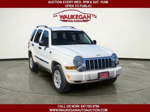 Used 2006 Jeep Liberty Limited AWD/4WD image 3