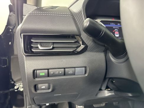 New 2025 Nissan Sentra SV w/ All-Weather Package image 15