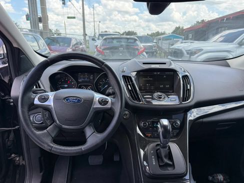 Used 2015 Ford Escape Titanium w/ Equipment Group 301A FWD image 10