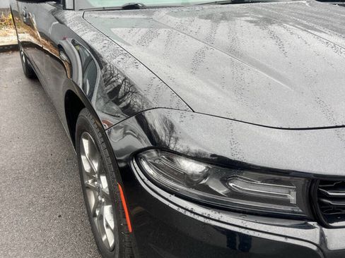 Used 2017 Dodge Charger SXT w/ AWD Plus Group image 13