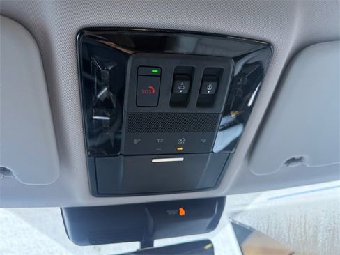 New 2026 Mitsubishi Outlander SEL image 24