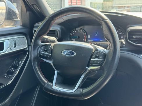 Used 2023 Ford Explorer ST-Line w/ Class IV Trailer Tow Package AWD/4WD image 47