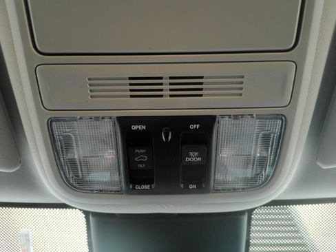 Used 2025 Honda Odyssey EX-L image 59
