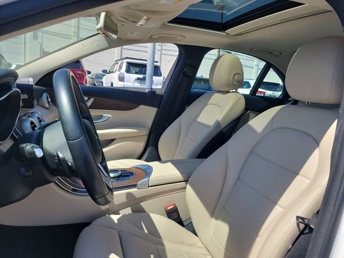 Used 2020 Mercedes-Benz C 300 Sedan image 18