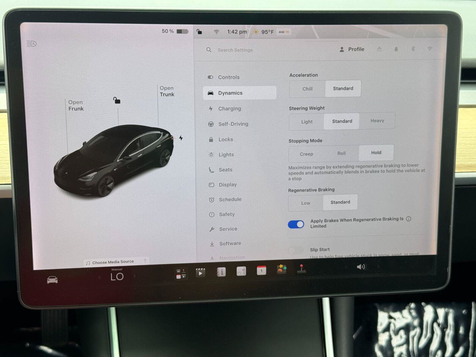 Used 2018 Tesla Model 3 Long Range RWD image 26