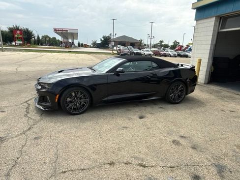 Used 2021 Chevrolet Camaro ZL1 RWD image 3