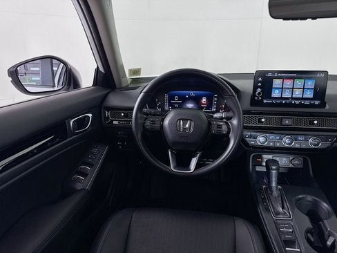 Used 2022 Honda Civic Touring image 24