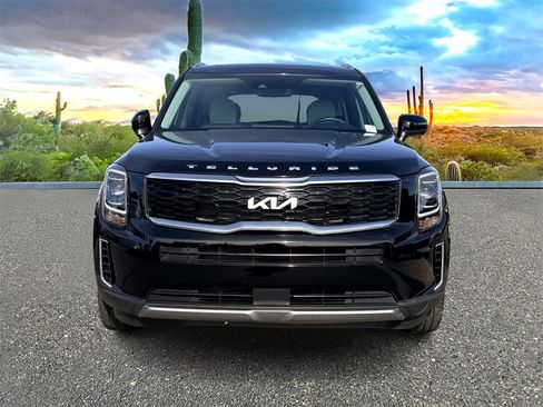 Used 2022 Kia Telluride S image 7