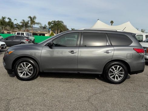 Used 2015 Nissan Pathfinder SV image 10