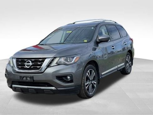 Used 2020 Nissan Pathfinder Platinum AWD/4WD image 2