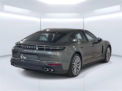 New 2025 Porsche Panamera 4 image 7