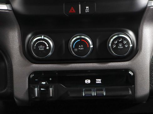 Used 2023 RAM 2500 Big Horn w/ Cold Weather Group image 20