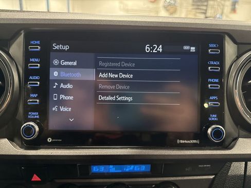 Used 2023 Toyota Tacoma TRD Off-Road image 27