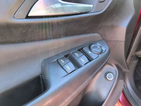 Certified 2024 Buick Envista Sport Touring FWD image 14