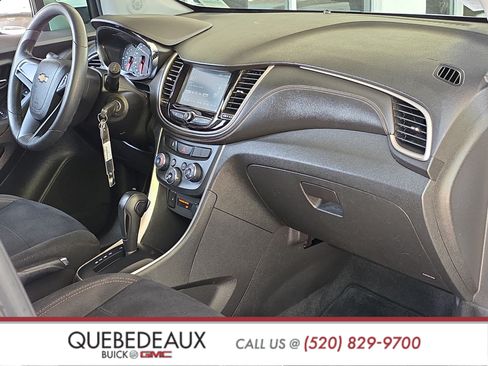 Used 2017 Chevrolet Trax LS FWD image 25
