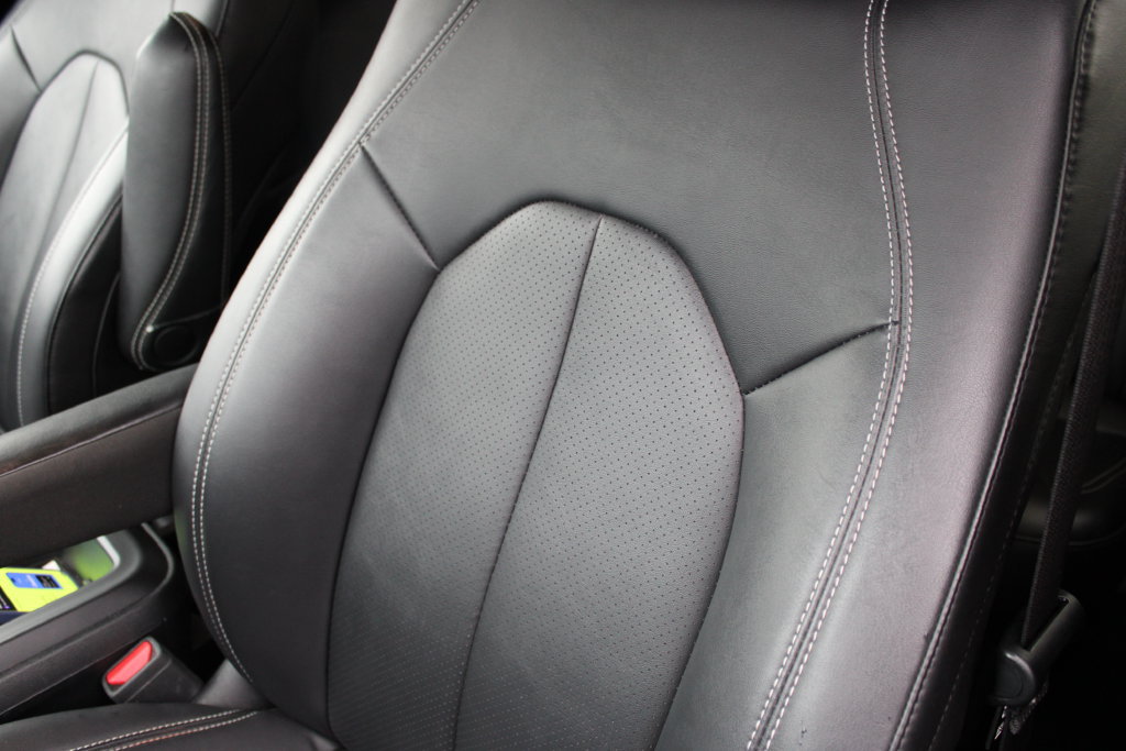 Used 2025 Chrysler Pacifica Select FWD image 9