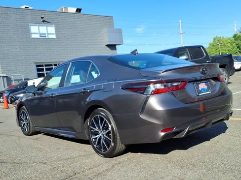 Certified 2024 Toyota Camry SE AWD/4WD image 4
