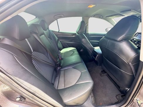 Used 2022 Toyota Camry SE FWD image 25