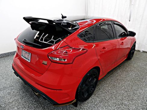 Used 2018 Ford Focus RS image 6