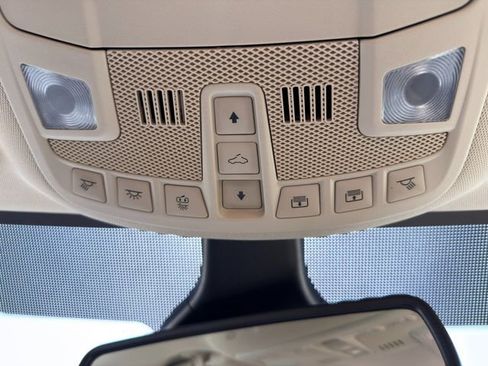 Used 2024 Ford Edge SEL w/ Convenience Package image 32