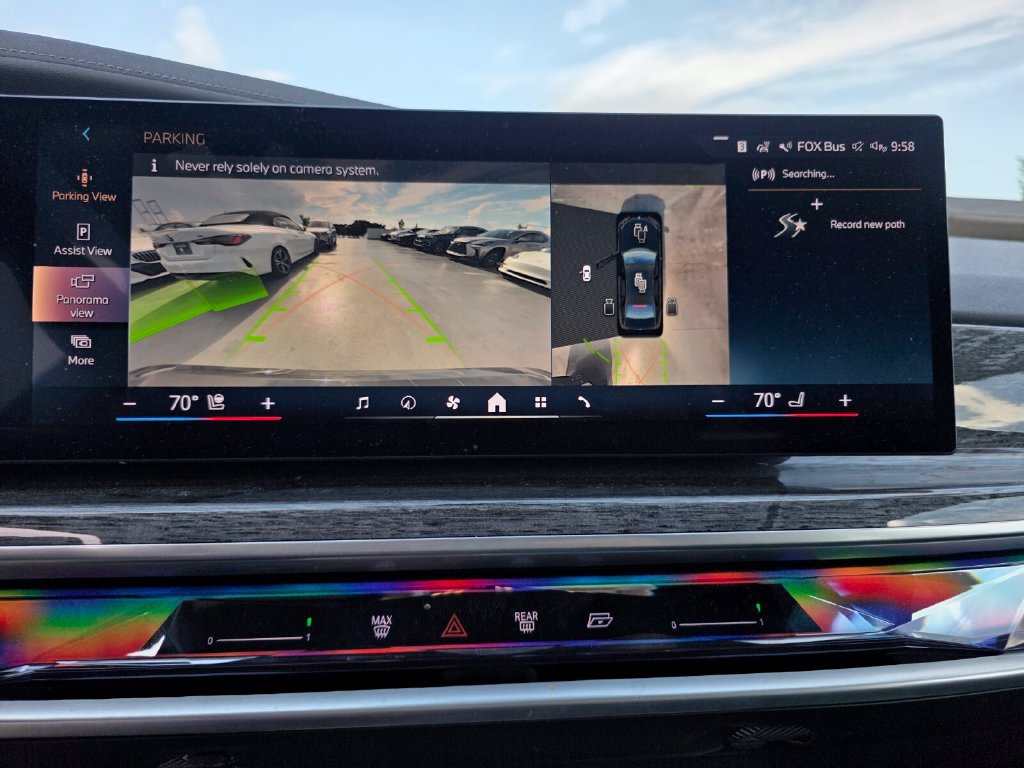 Certified 2023 BMW i7 xDrive60 w/ Parking Assistance Package AWD/4WD image 21