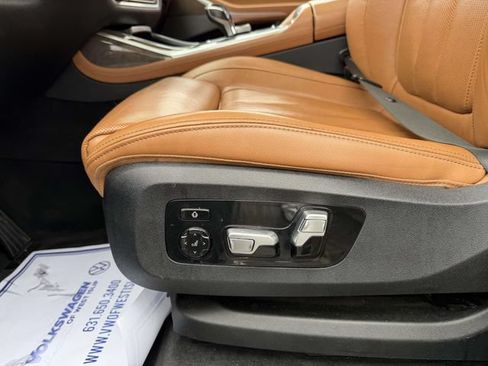 Used 2020 BMW X7 xDrive40i w/ Executive Package AWD/4WD image 19