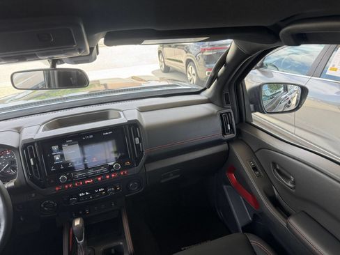 Used 2026 Nissan Frontier PRO-4X AWD/4WD image 36