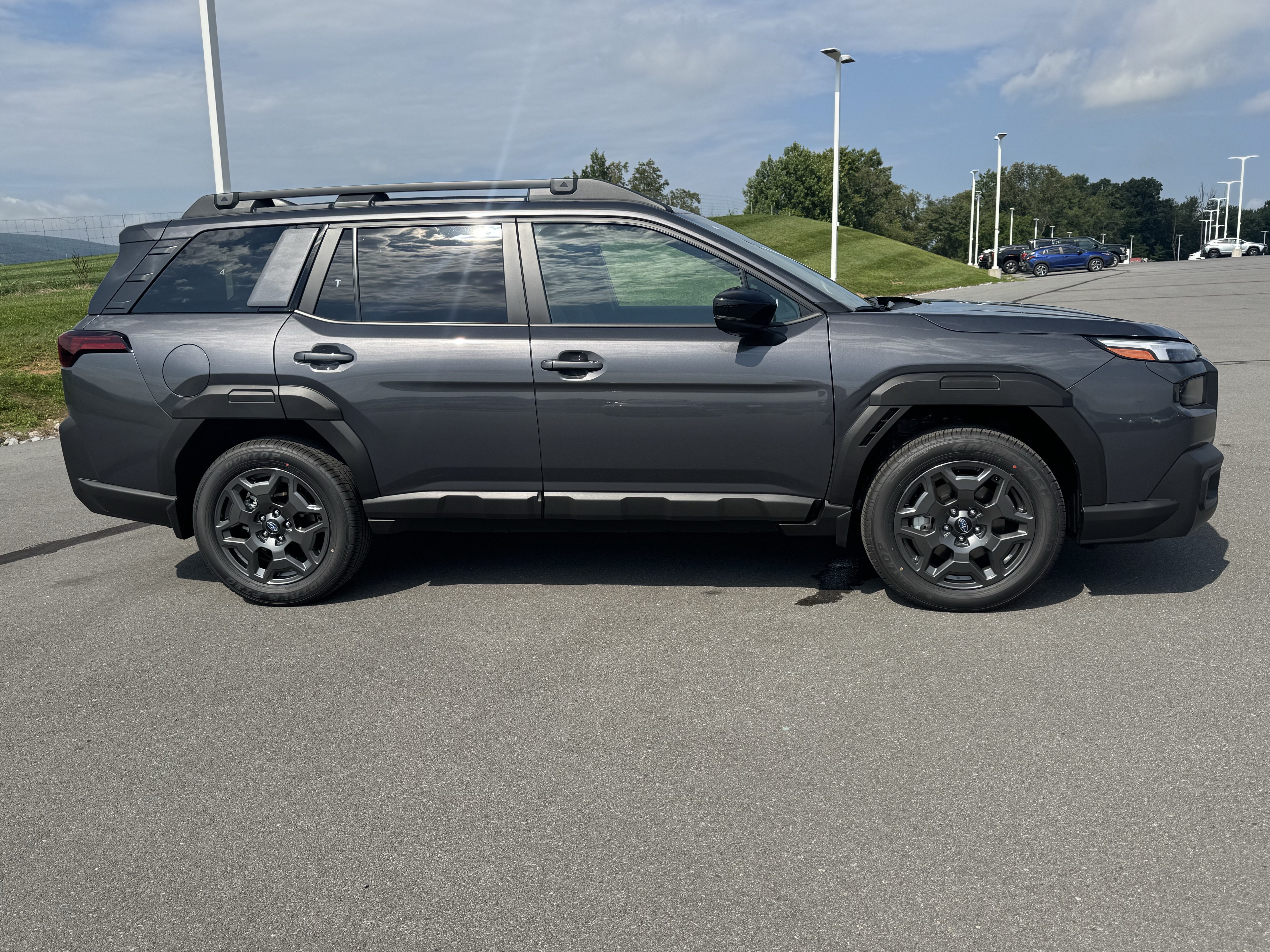 New 2026 Subaru Outback Premium AWD/4WD image 2