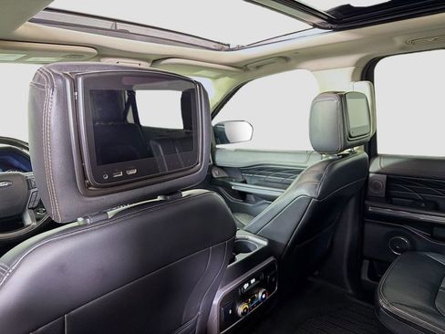 Used 2019 Ford Expedition Max Platinum image 36