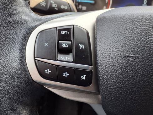 Certified 2022 Ford Explorer XLT w/ Equipment Group 202A image 23