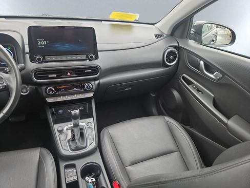 Used 2022 Hyundai Kona Limited w/ Cargo Package AWD/4WD image 17